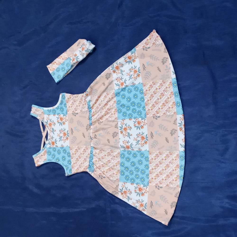 (LITTLE GIRL SIZE 4) FREESTYLE (WITH MATCHING HAIR ACCESSORY) DRESS